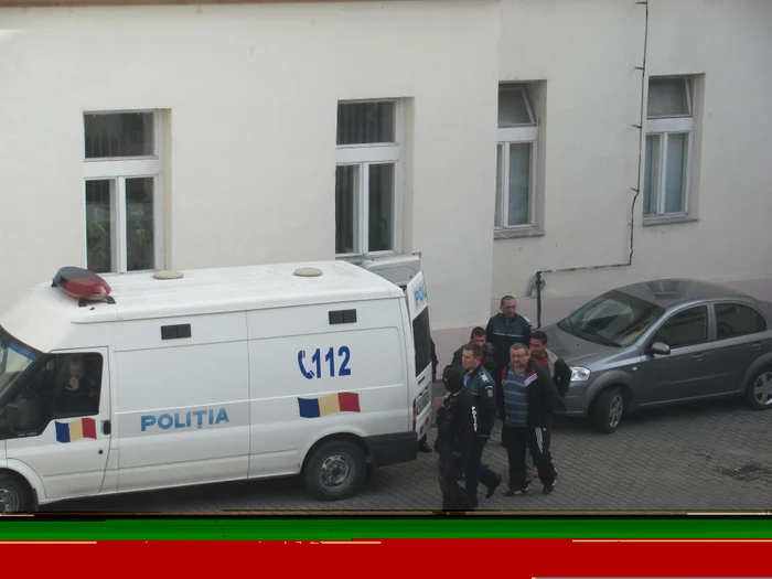 Polițiștii acuzați de luare de mită