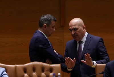 Ședințele camerelor reunite ale Parlamentului României organizate pentru asumarea răspunderii Guvernului pe pachetul 2 de măsuri fiscal-bugetare, în București. FOTO Inquam Photos / Octav Ganea
