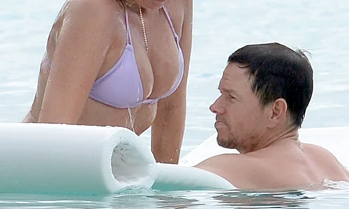 Mark Wahlberg spotted in Barbados with his family jpeg