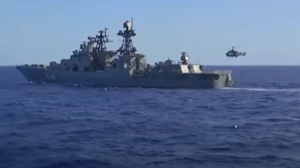 VIDEO // Rusia a simulat scufundarea unui portavion în cele mai ample exerciţii navale în largul insulelor Hawaii de la Războiul Rece png