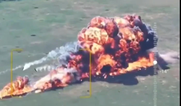 VIDEO Momentul în care un avion rusesc de luptă Su-25 se prăbușește într-o minge de foc