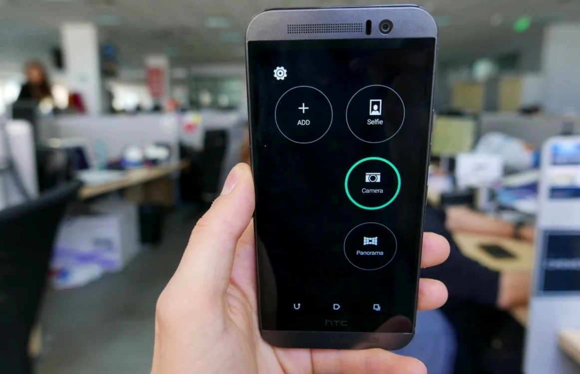 HTC One M9