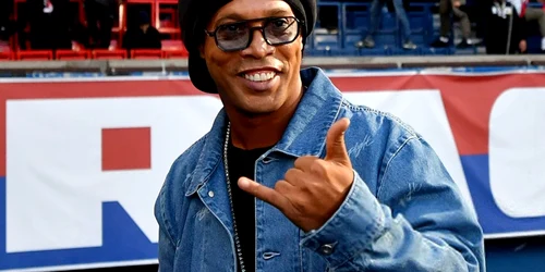 ronaldinho facebook jpeg