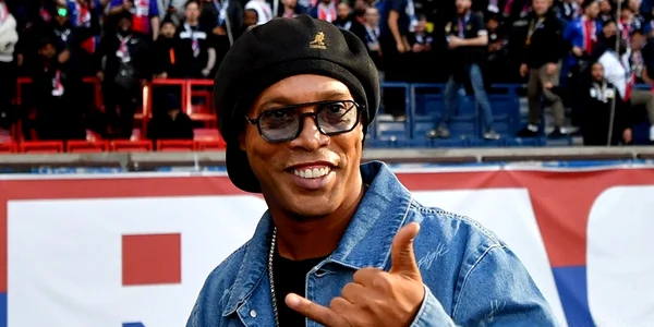 ronaldinho facebook jpeg