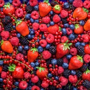 Fructe de padure shutterstock 537546088 jpg