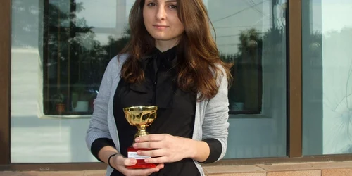 Diana joacă tenis de patru ani foto: M. Sofronie