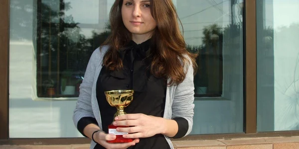 Diana joacă tenis de patru ani foto: M. Sofronie