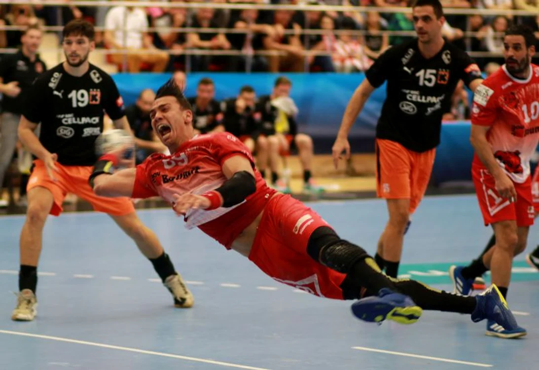 
    Mamdouh Shebib a marcat 41 de goluri pentru Dinamo în această ediție a Ligii Campionilor la handbalFoto: Marian Burlacu  