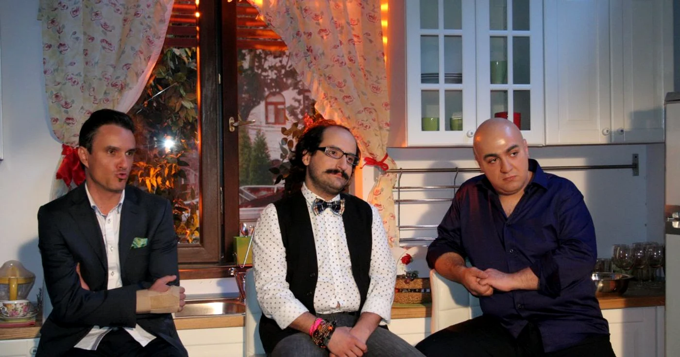 Cei trei „chefi“ în ediţia de marţi seară a emisiunii „Mondenii“, difuzată pe Prima TV şi pe adevarul.ro