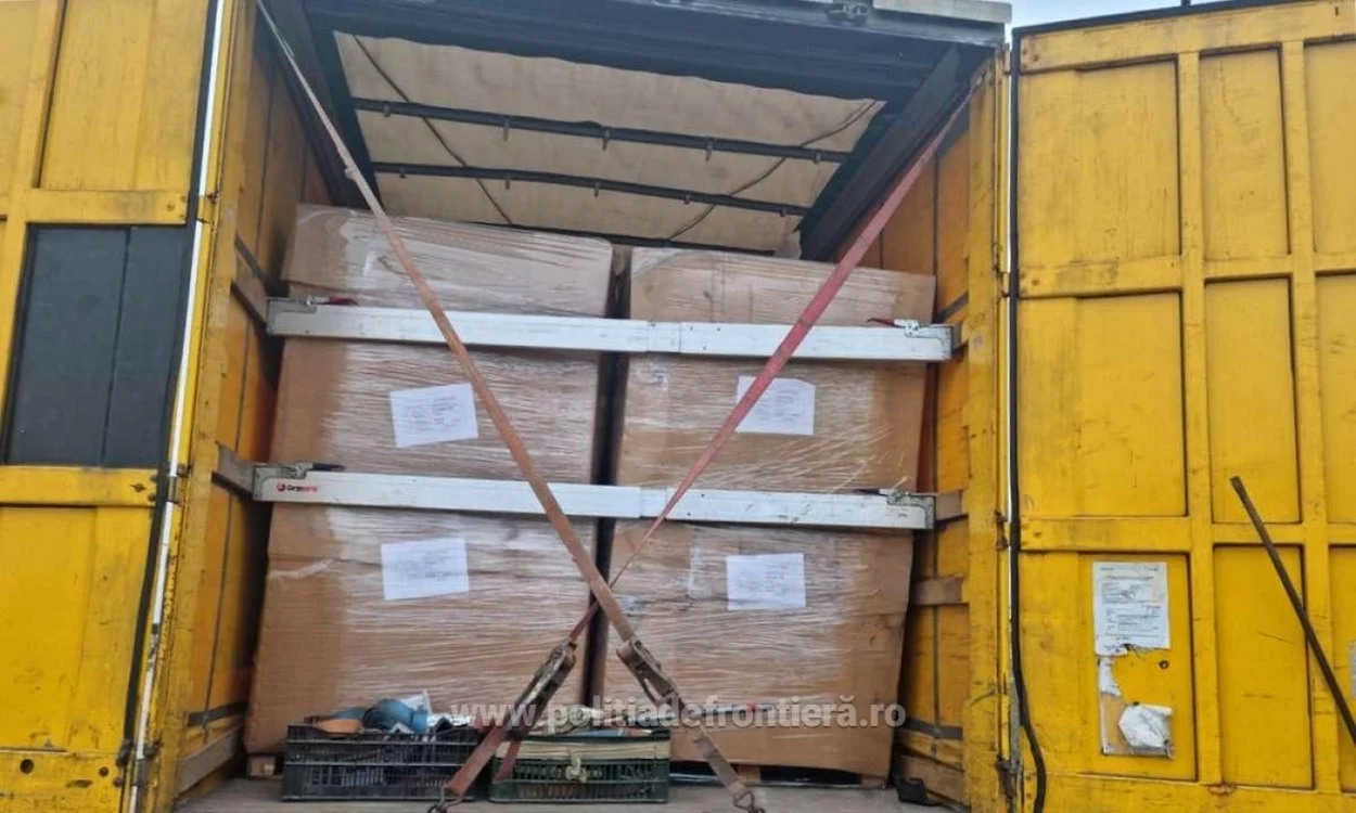 Existând suspiciuni cu privire la legalitatea acestor transporturi, poliţiştii de frontieră giurgiuveni au solicitat sprijin autorizat comisarilor Gărzii de Mediu Giurgiu. Foto: Poliţia de Frontieră