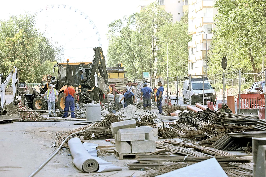 Pe șantierul de la  Doamna Ghica lucrează  200 de muncitori