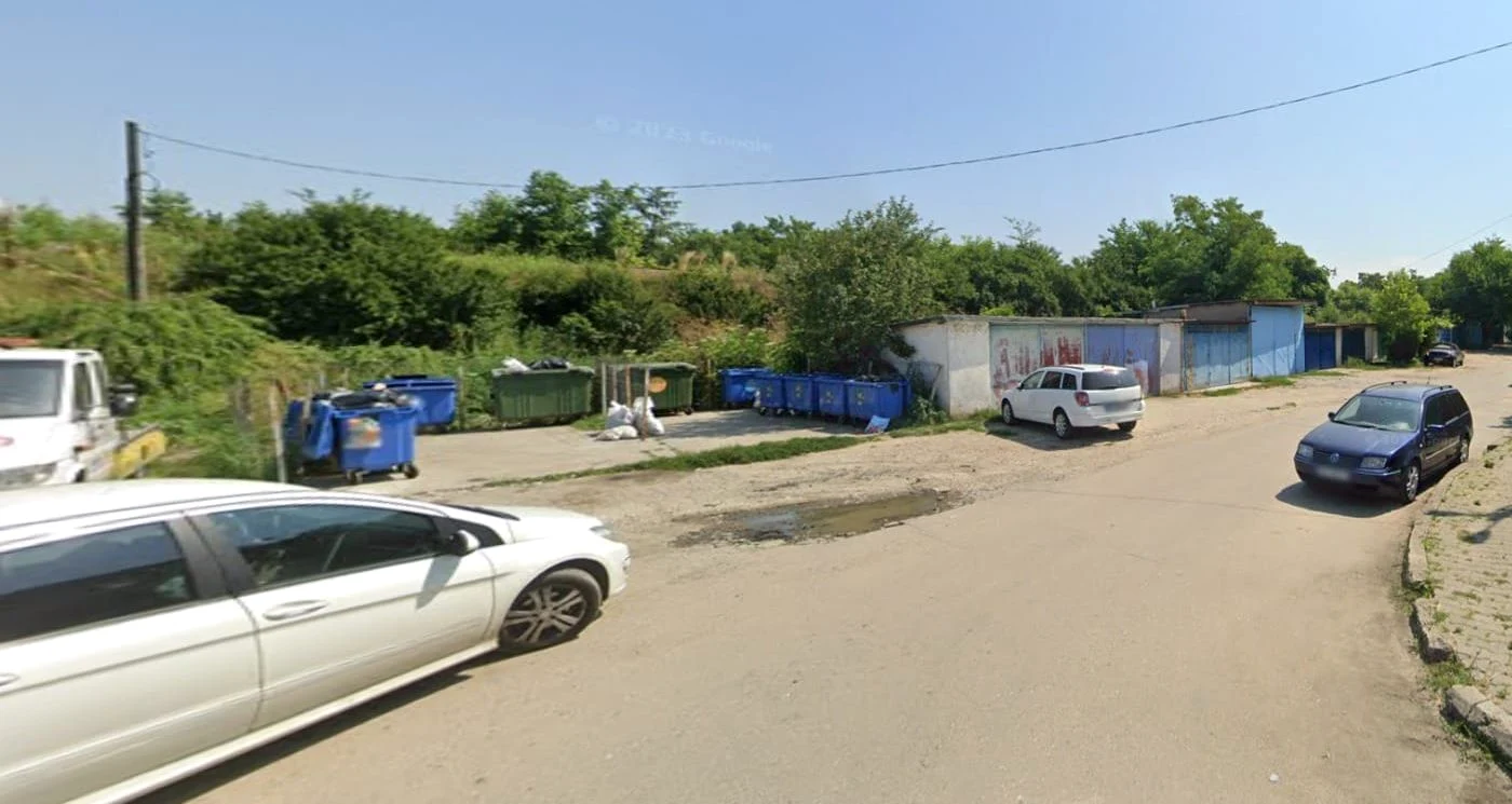 Iepurașul a fost găsit mai mult mort decât viu într-un tomberon. FOTO: Salvăm iepurași