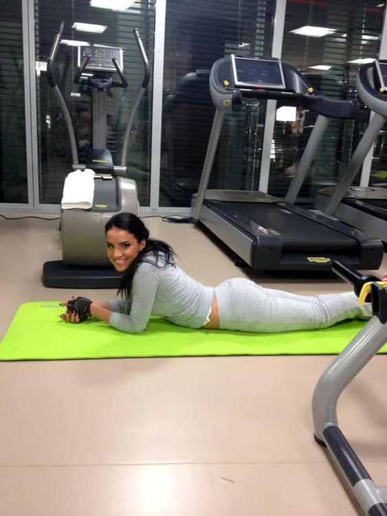 adelina pestritu, vedeta kanal d, fosta sotie a lui liviu varciu