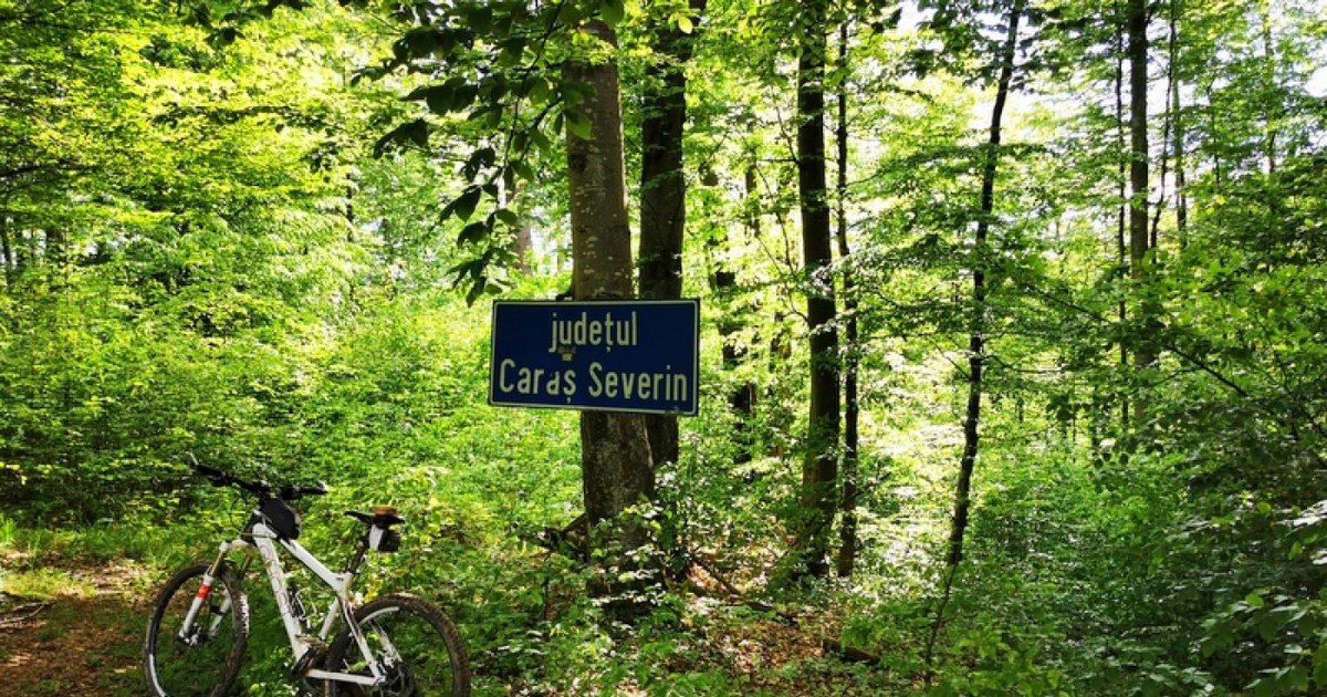 Drumul Marmurei: o nouă șosea montană ce unește trei județe din vestul țării.