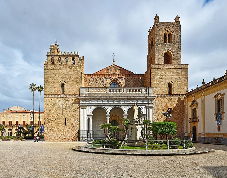 Duomo di Monreale – exterior (© Wikimedia Commons / Ludvig14)