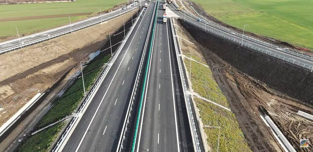 Previziuni rutiere pentru anul 2025. Câți kilometri de autostradă sunt programați să se construiască în România