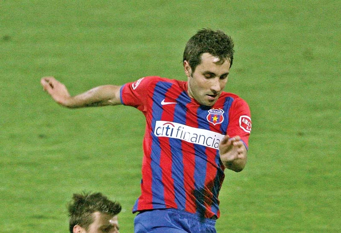 Adrian Neaga, în loc  de suspendare a  “primit” un transfer