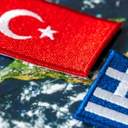 Turcia Grecia drapele conflict marea egee Foto Shutterstock jpg