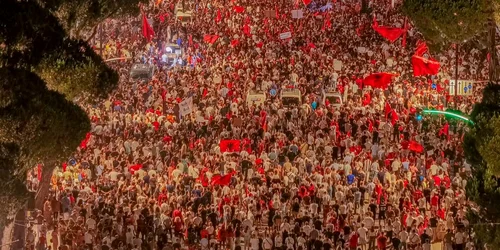 manifestări albania jpg