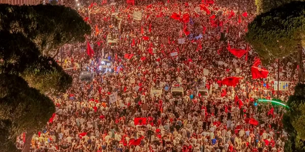 manifestări albania jpg