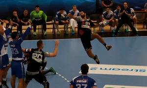 handbal dinamo bannour amine dinamo wisla plock marian burlacu jpeg