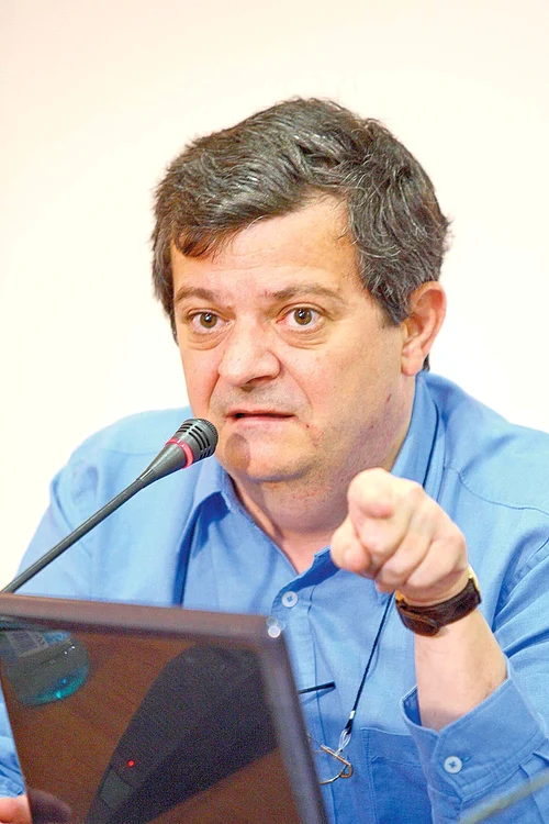 Brokerul se află în Islanda
