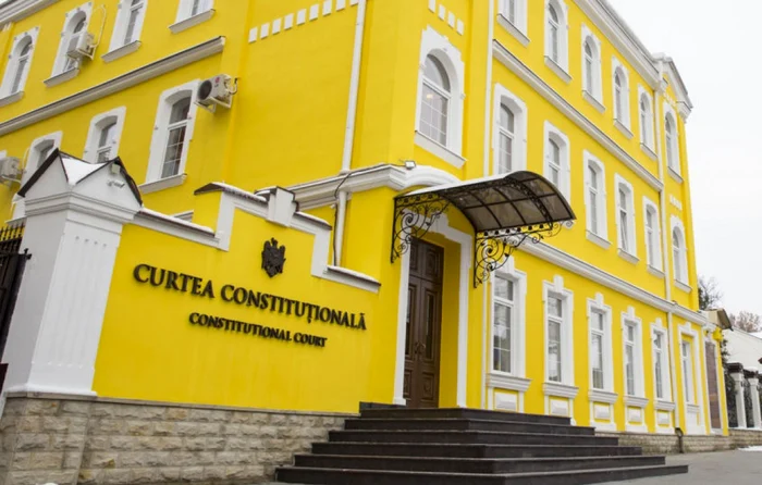 Magistrații CC vor examina joi validarea referendumului pro-UE. FOTO: Arhivă