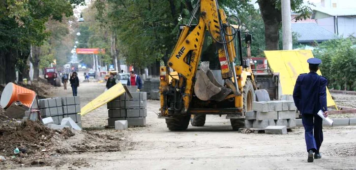 Pavelele erau folosite la reabilitarea parcului din zona Bibliotecii