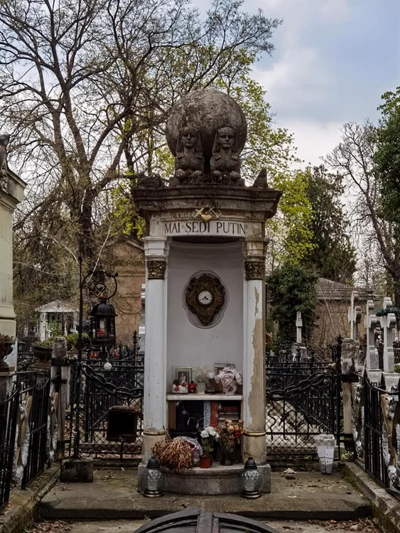 Cavoul Iuliei Hasdeu FOTO Cimitirul Bellu 
