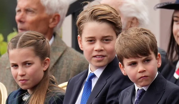 Prințul George, Charlotte și Louis Foto Profimedia jpg