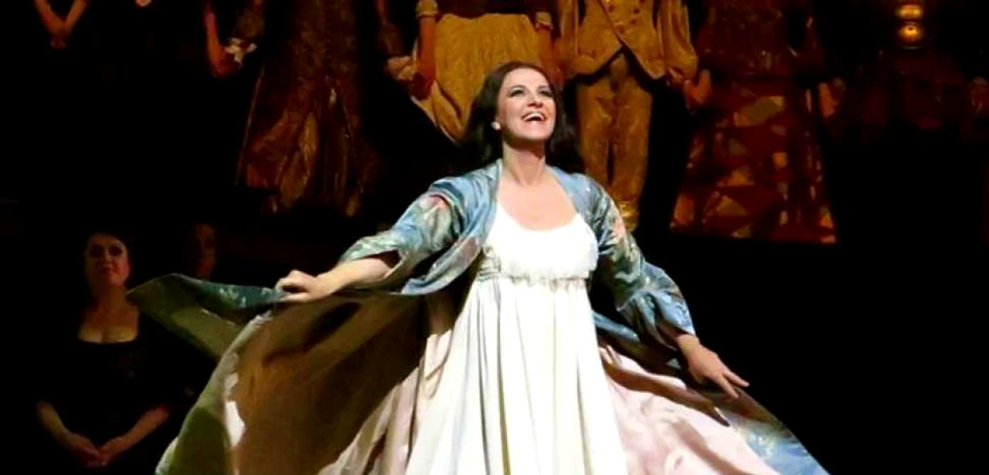 Angela Gheorghiu a fost aplaudată îndelung de parizieni   FOTO: Facebook