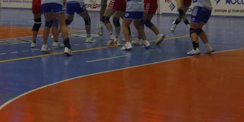 Fetele de la HCM au reuşit să bată Rulmentul