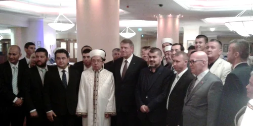 Klaus Iohannis şi muftiul Iusuf Murat la cina de Iftar Foto Sînziana Ionescu