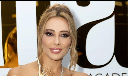 iulia vantur premiata jpg