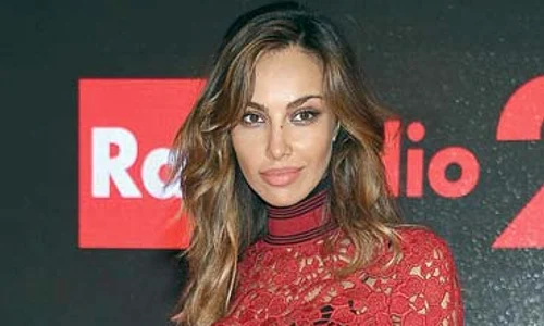 12 13 vedete ghenea incadrata hepta 2282193 jpeg