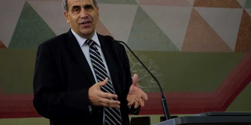 peter burian slovacia