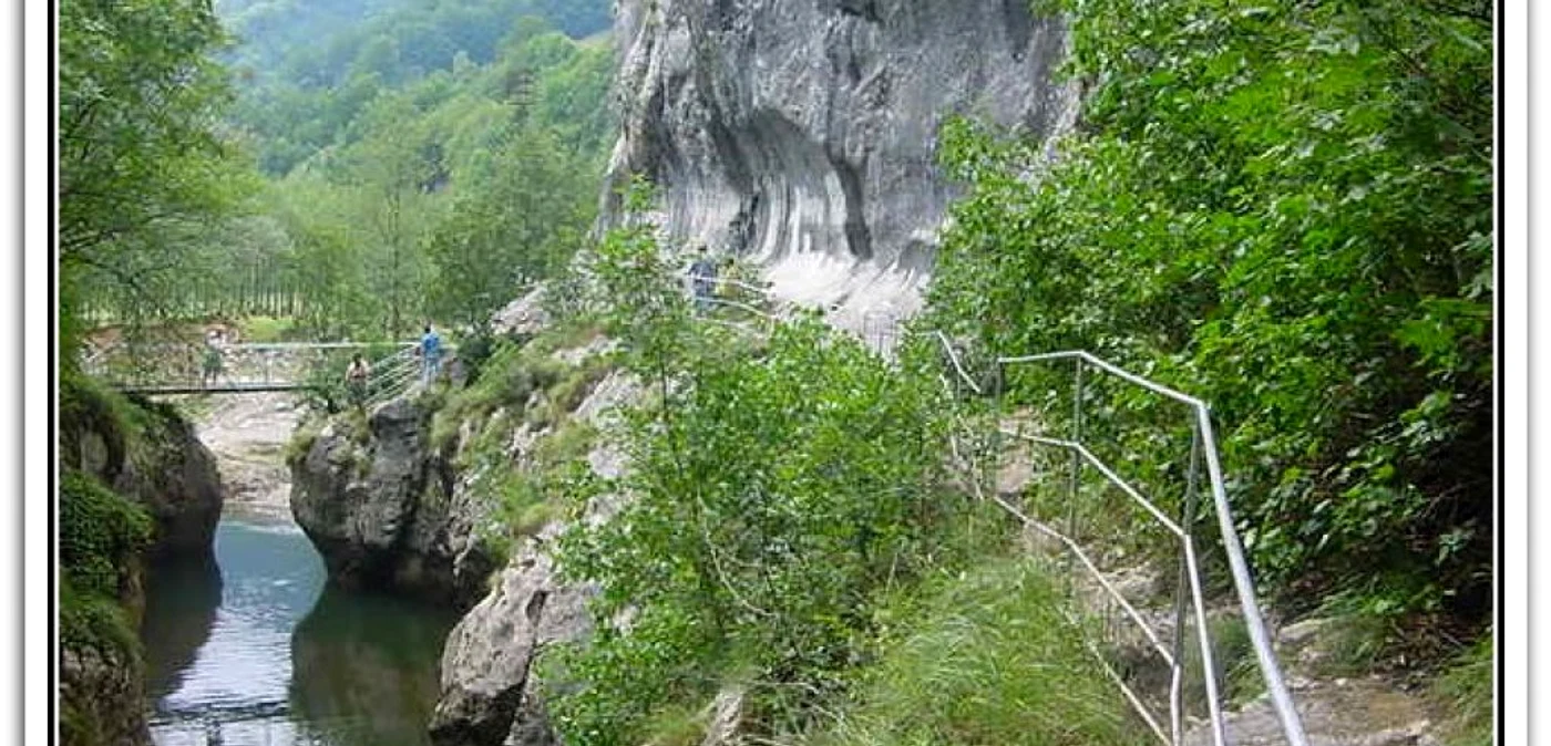 Valea Cernei FOTO Domogled-Cerna.ro