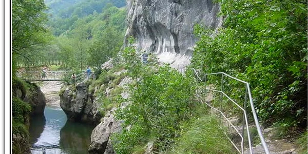 valea cernei FOTO Domogled-Cerna.ro