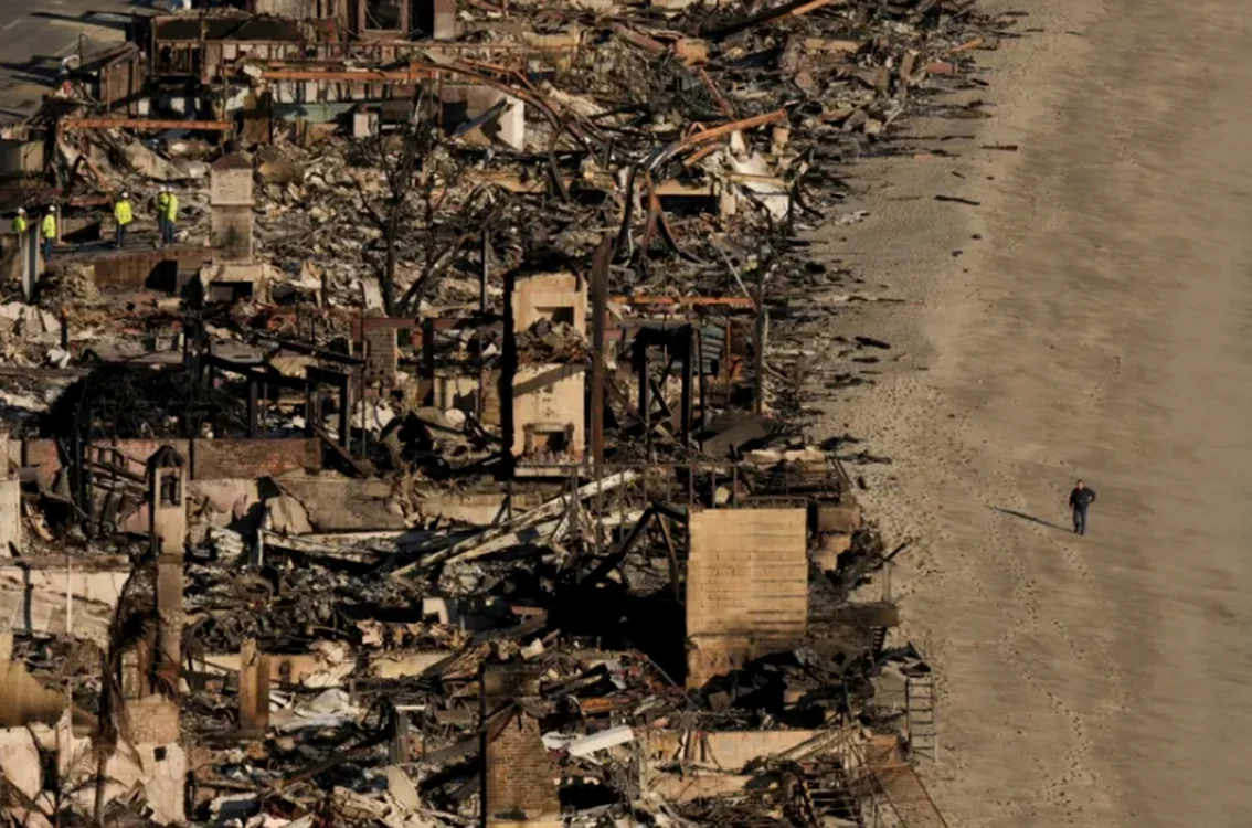 Urmări ale incendiului în Los Angeles. Sursă foto: Profimedia Images