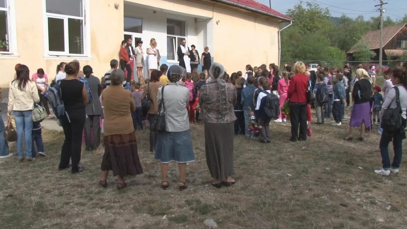 Unităţile şcolare din mediul rural au probleme tot mai mari din cauza scăderii numărului de cursanţi
