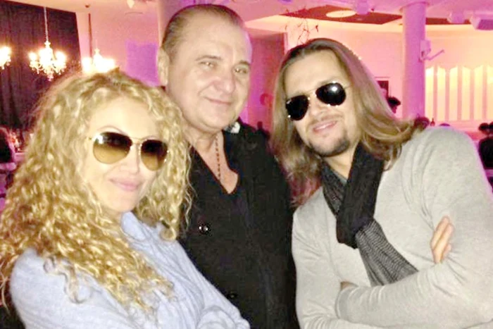 Anamaria şi Duşan vorbesc cu orele la  telefon când nu sunt împreună