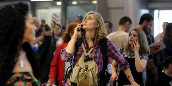 Protest Romatsa întârzieri pe Aeroportul Otopeni   FOTO Sever Gheorghe