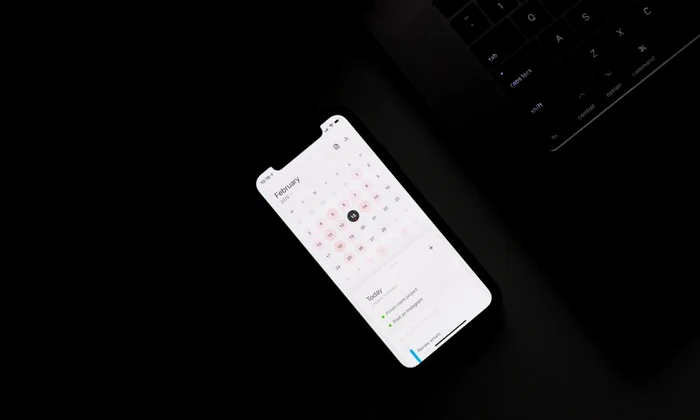 Un smartphone iPhone 11 Pro cu un defect de logo a fost vândut pentru 2700 de dolari jpeg