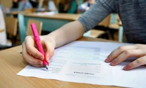 Evaluarea Naţională la Braşov FOTO adevărul