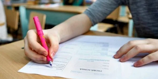 Evaluarea Naţională la Braşov FOTO adevărul