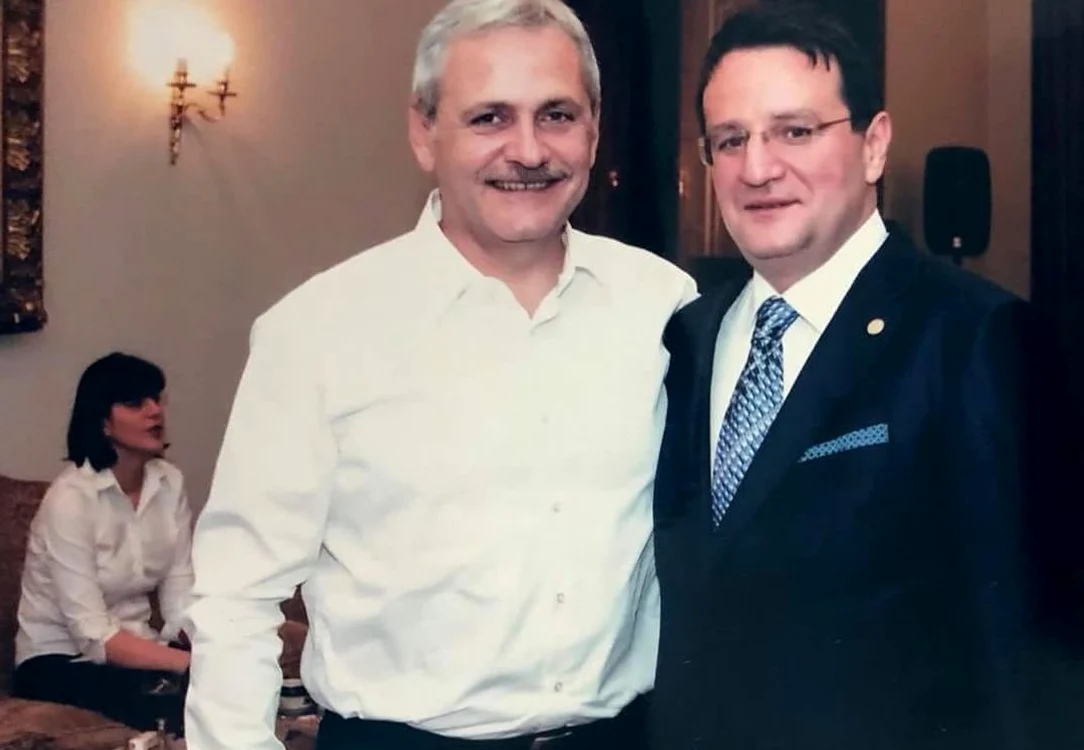 
    A doua imagine făcută publică de Ponta: în ea apar Dragnea, Coldea și MaiorFoto: arhivă personală  