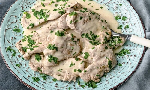 muschiulet de porc cu sos de hrean jpg