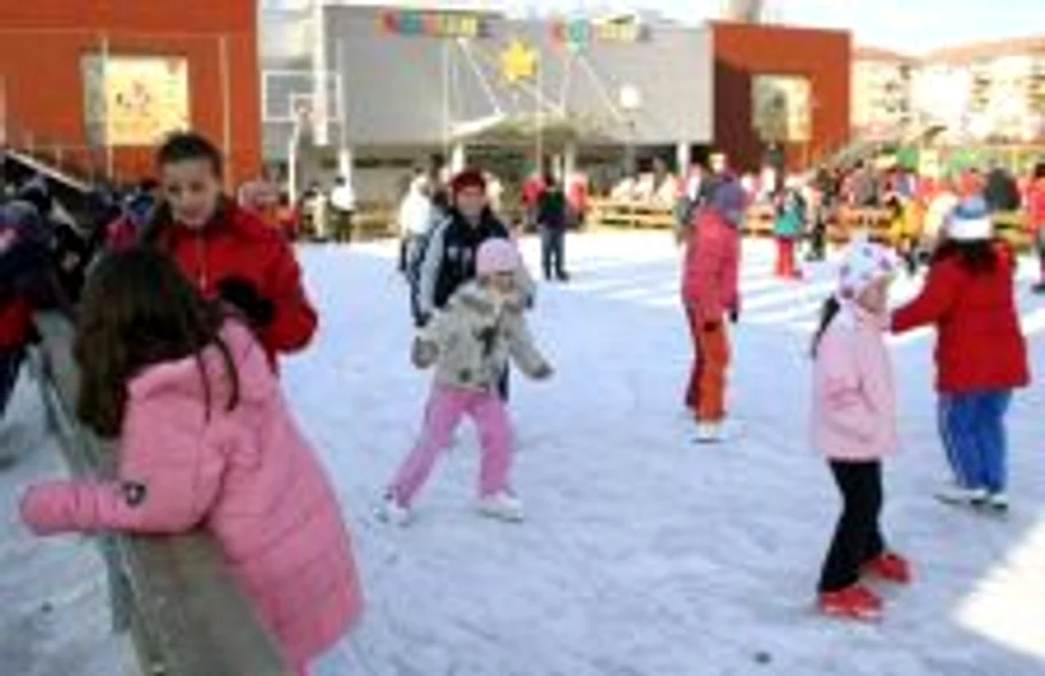 Patinoar în Orășelul Copiilor