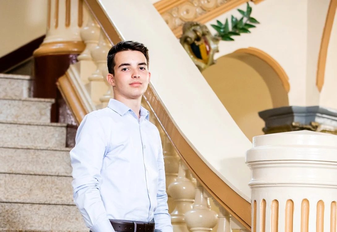Alexandru Trifu a obţinut 10 la toate cele trei probe de la Bacalaureat                    Foto: Facebook