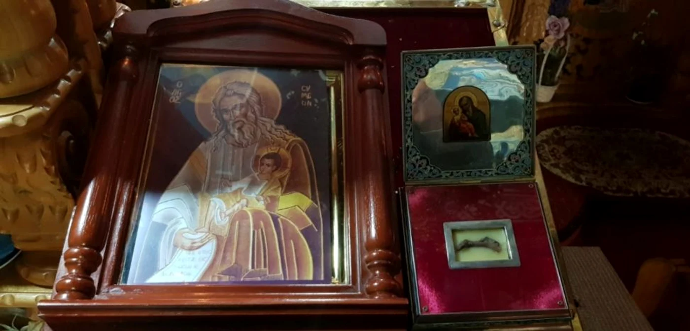 Racla cu moaştele Dreptului Simeon                                         FOTO: Biserica Sf. Haralambie